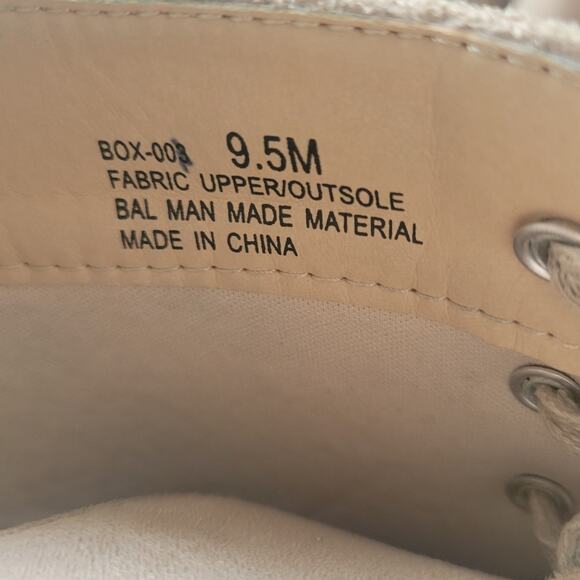 Size 9.5 Chinese Laundry tan suede texture platform combat boots - Picture 6 of 9